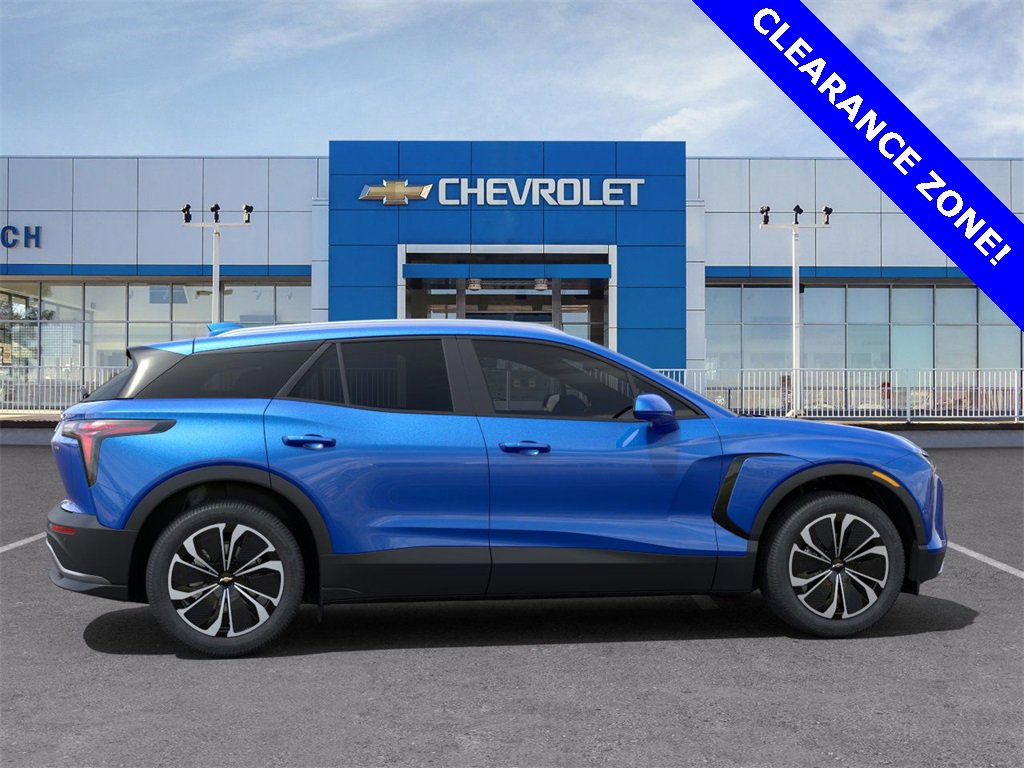 2025 Chevrolet Blazer EV photo 4