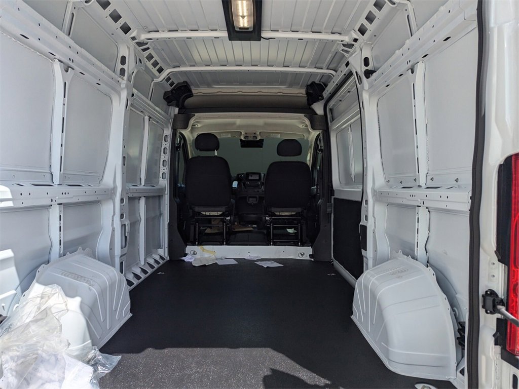 2025 Ram ProMaster 1500 photo 5