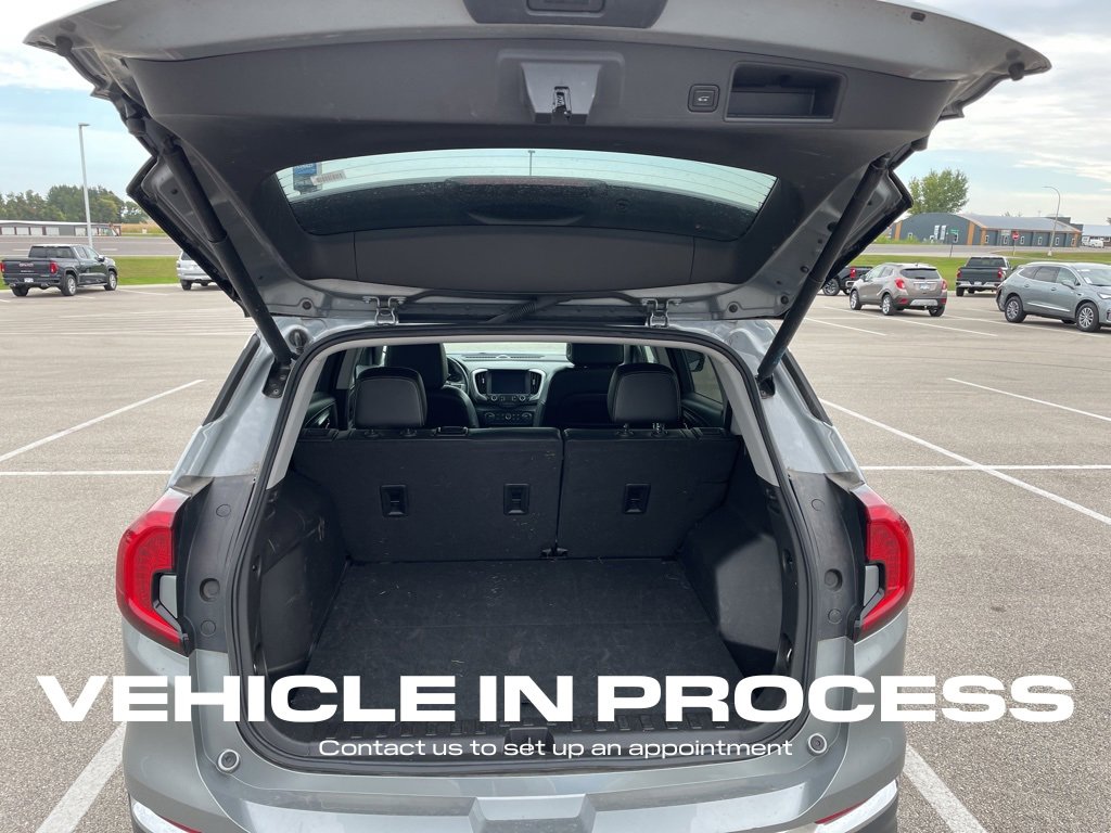 2024 Gmc Terrain SLT photo 3