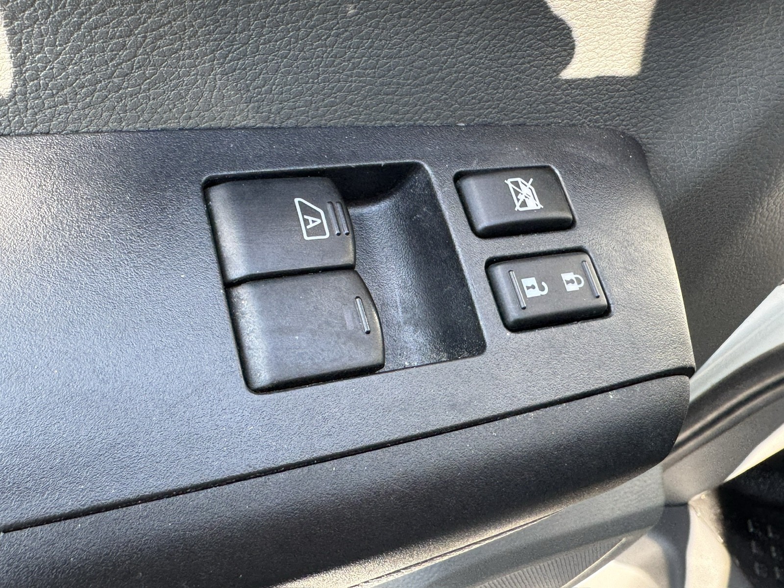 2020 Nissan NV1500 photo 27