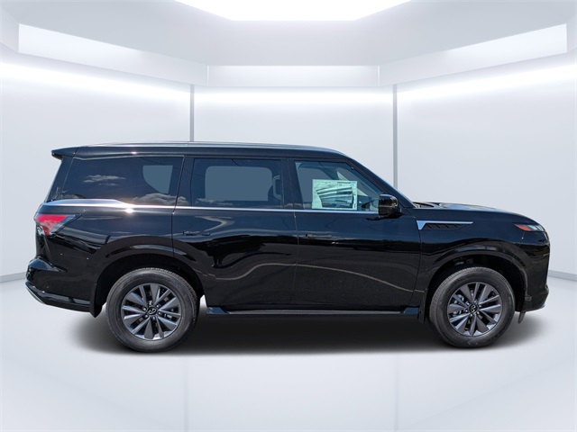 2026 Infiniti QX80 Pure photo 2