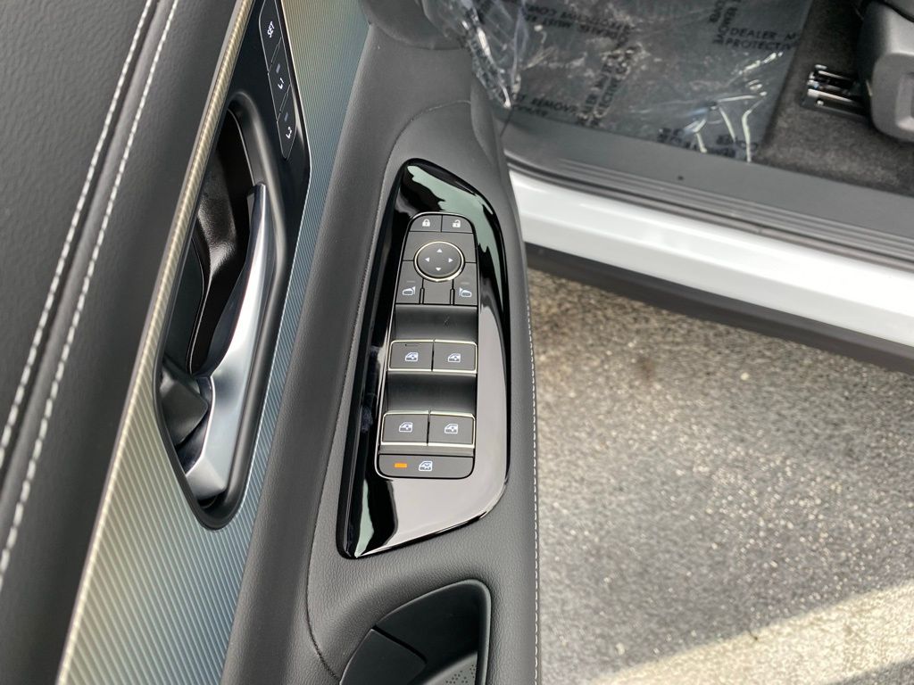 2025 Nissan Murano SL photo 13