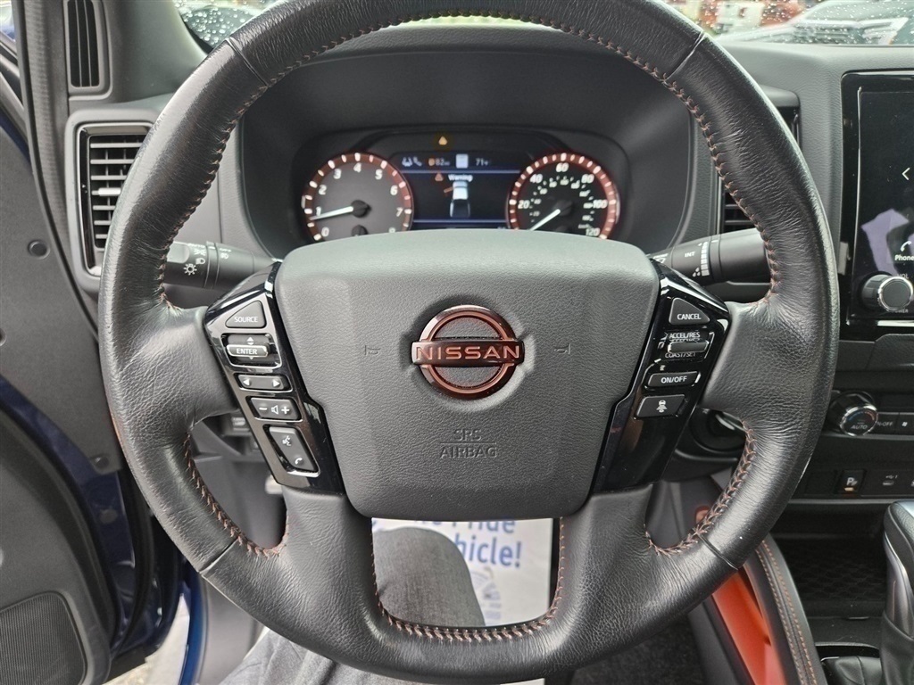 2022 Nissan Frontier PRO-4X photo 10