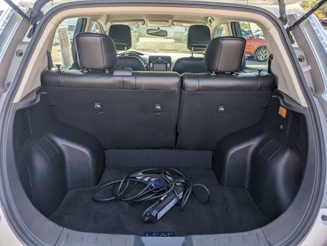 2013 Nissan Leaf SL photo 22