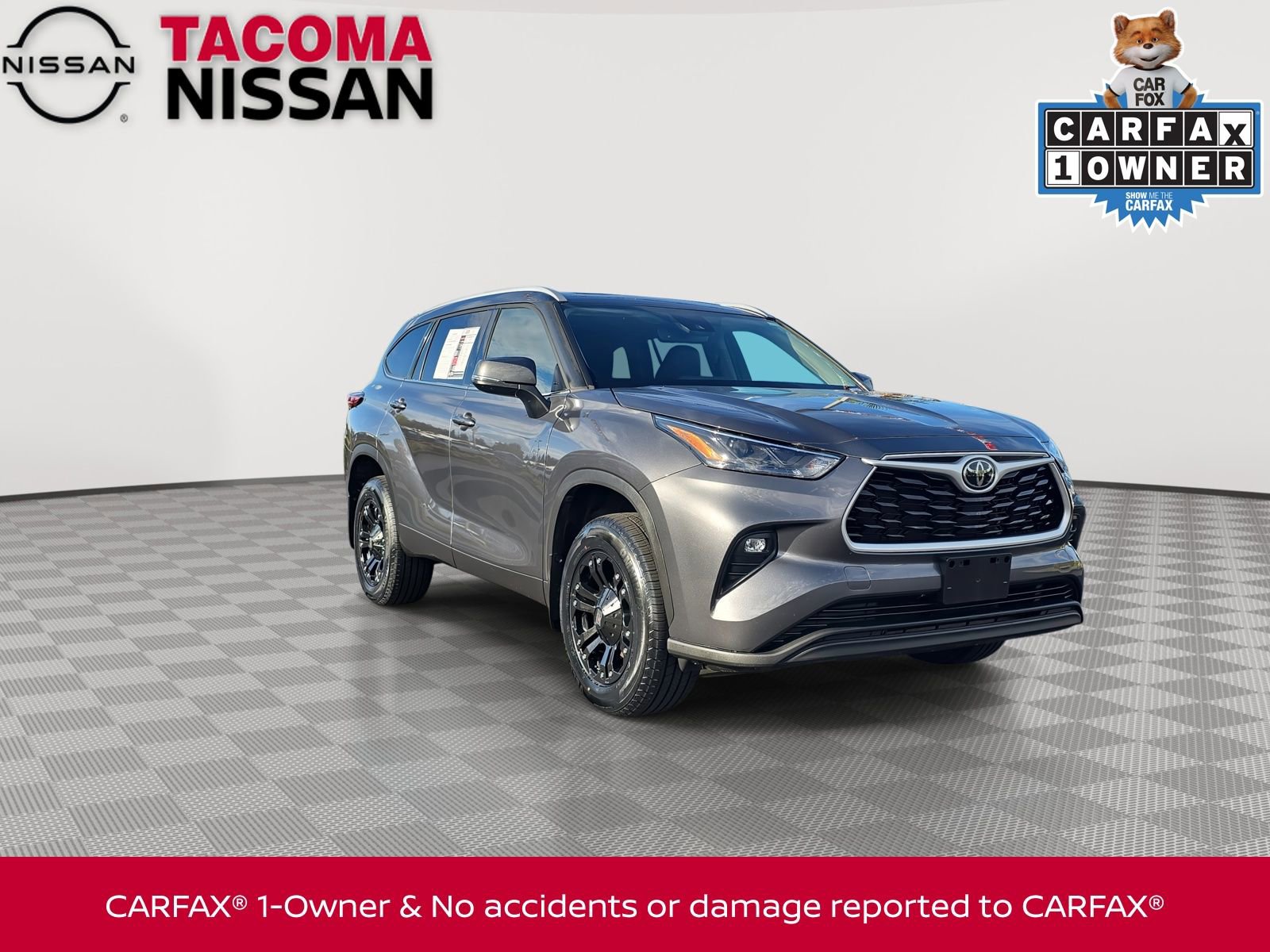 2022 Toyota Highlander XLE photo 2