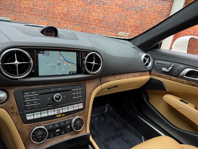 2017 Mercedes Benz SL 450 photo 15