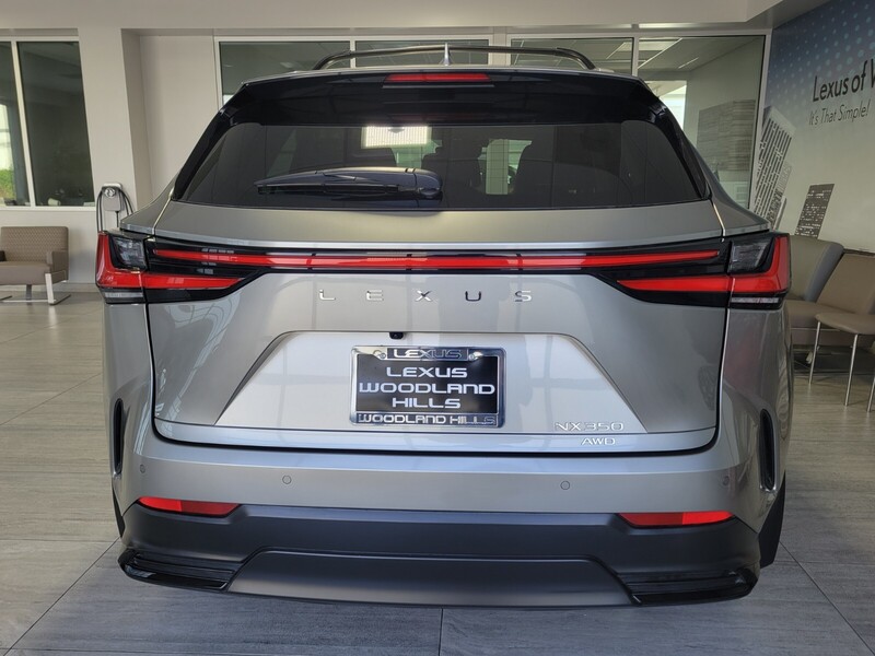 2025 Lexus NX 350 Premium AWD photo 3