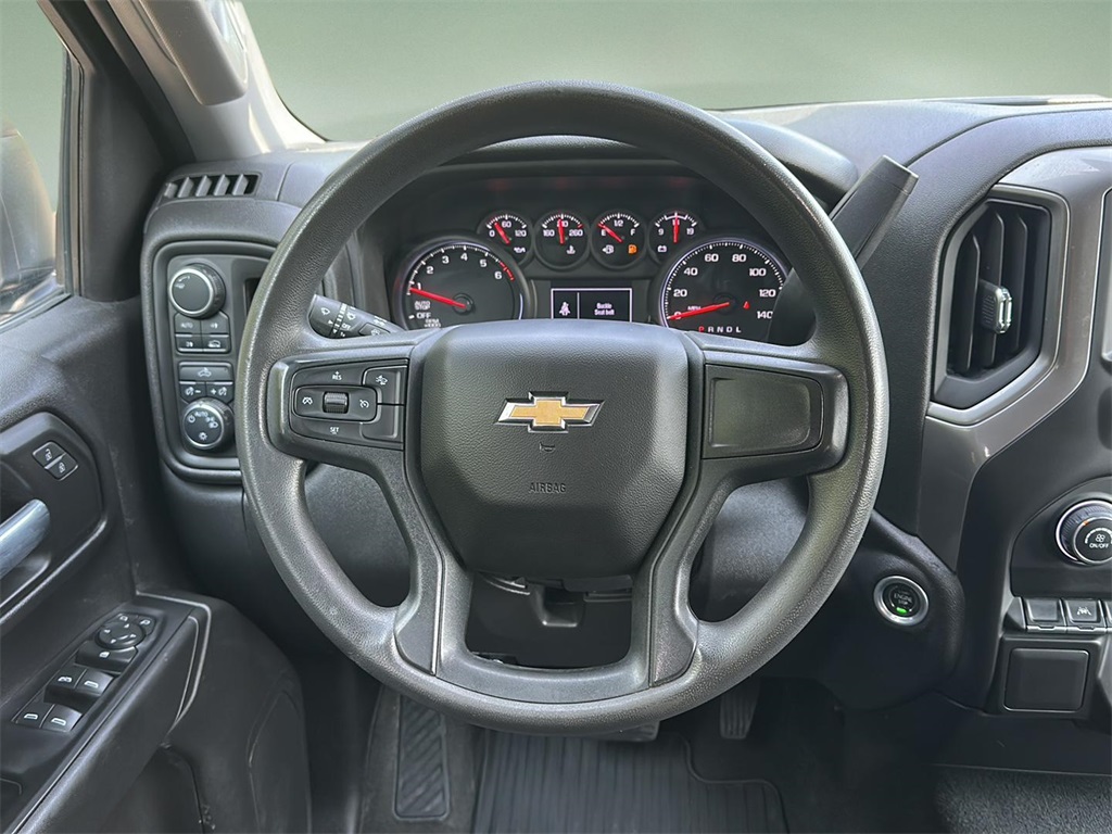 2022 Chevrolet Silverado 1500 Custom photo 12