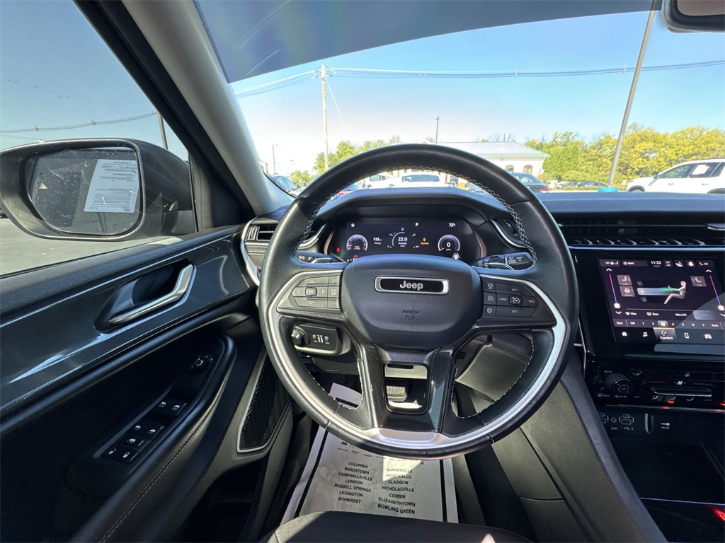 2022 Jeep Grand Cherokee Laredo photo 14