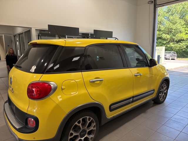 2014 Fiat 500L Trekking photo 3