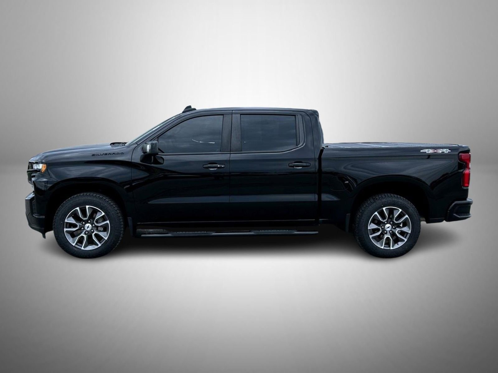 2022 Chevrolet Silverado 1500 RST photo 2