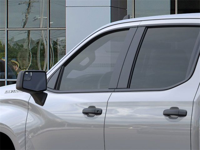 2025 Chevrolet Silverado 1500 Custom photo 10