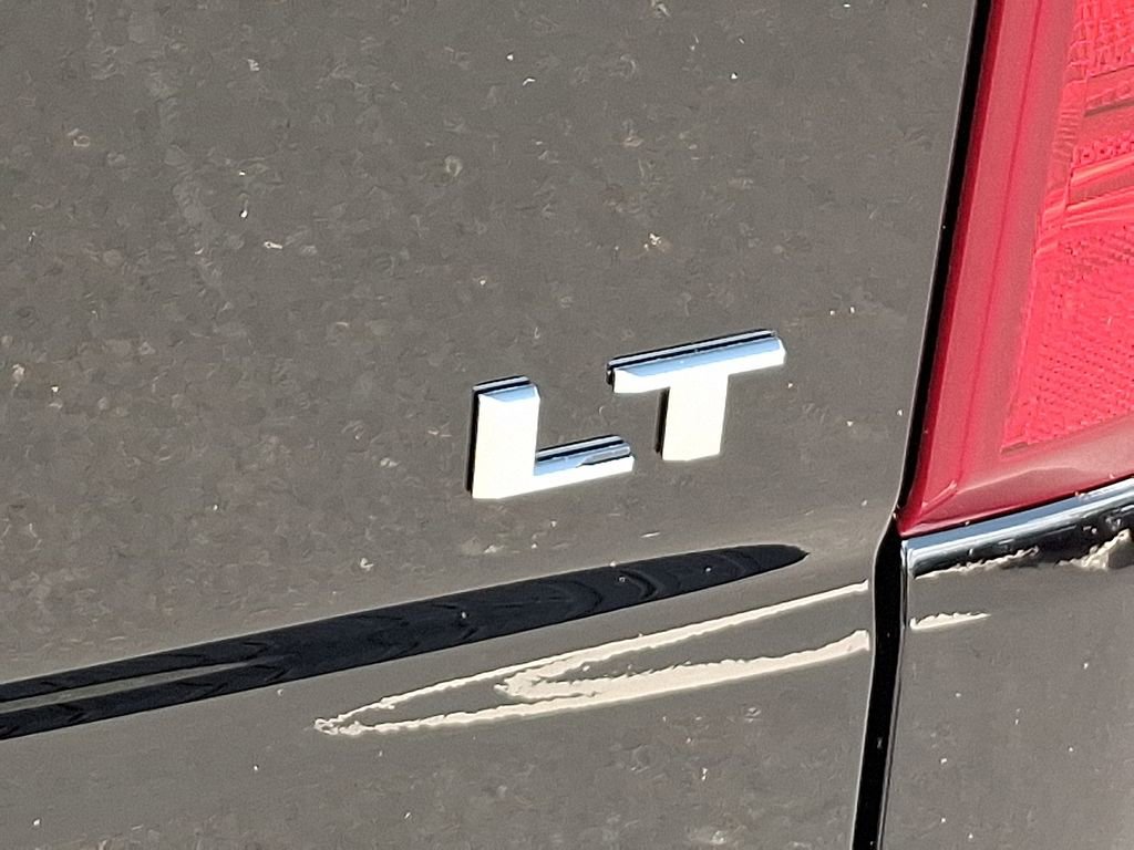 2025 Chevrolet Silverado 1500 LT photo 8