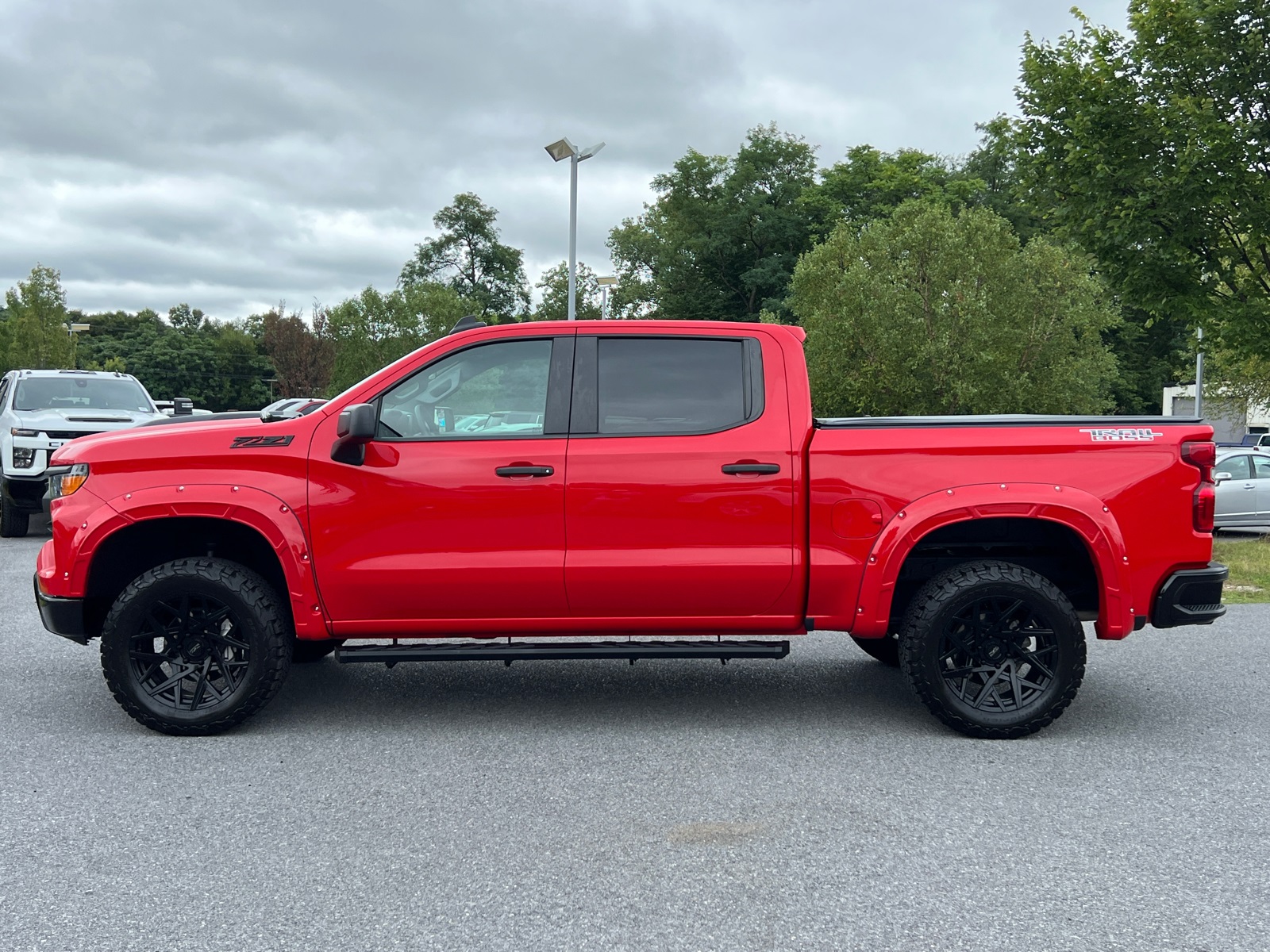2023 Chevrolet Silverado 1500 Custom Trail Boss photo 3