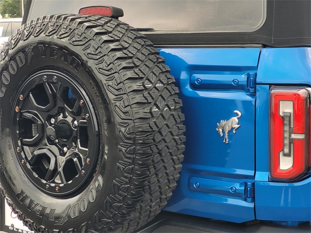 2022 Ford Bronco Outer Banks photo 9