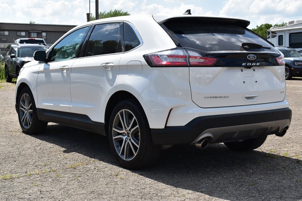 2024 Ford Edge Titanium photo 6