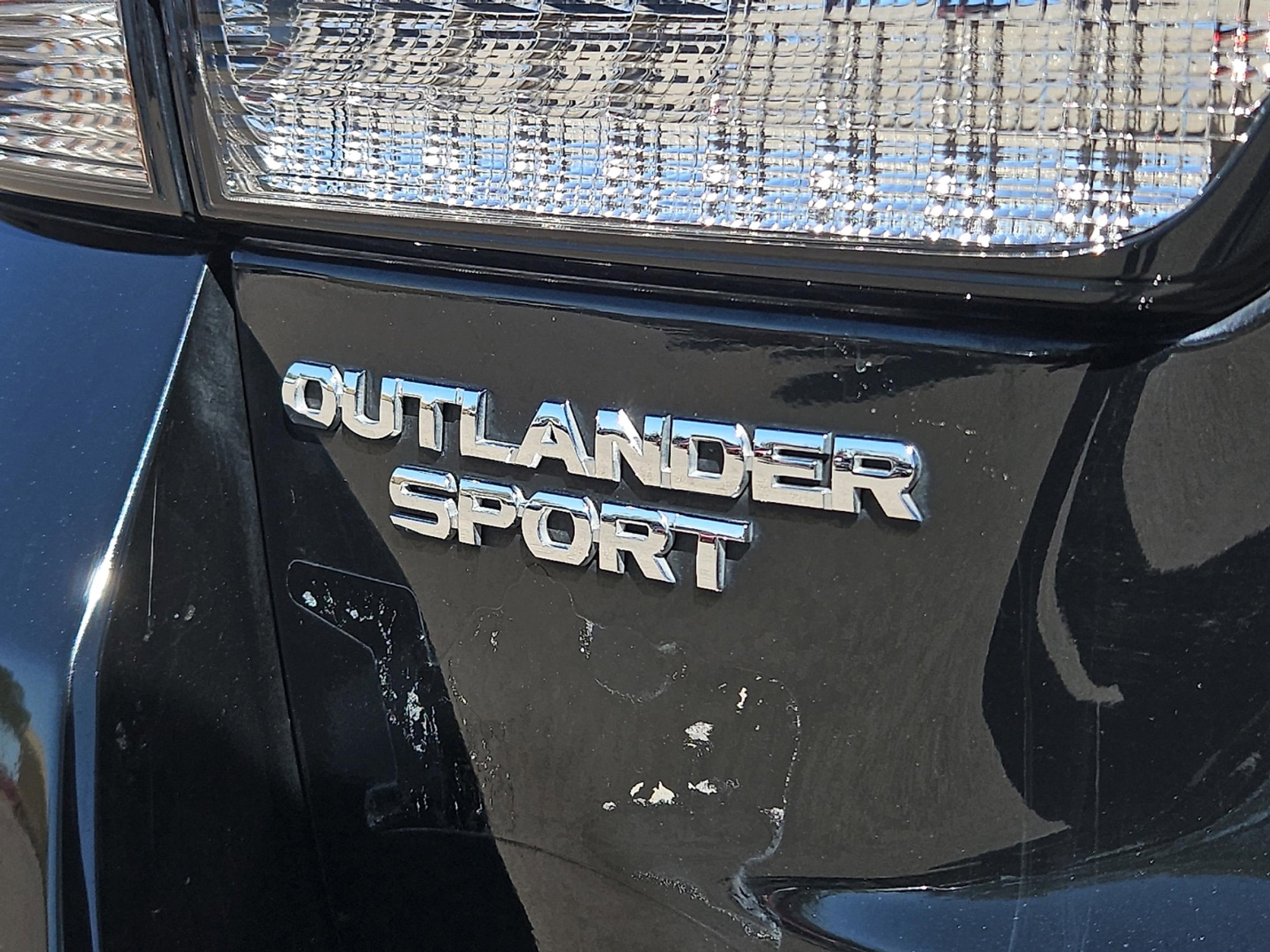 2022 Mitsubishi Outlander Sport SE photo 14
