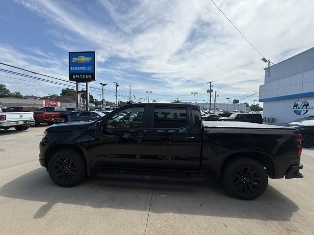 2025 Chevrolet Silverado 1500 RST photo 2
