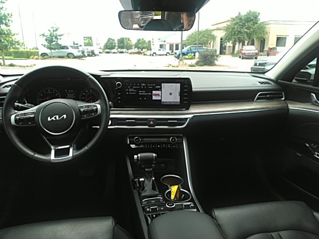 2023 Kia K5 EX photo 3
