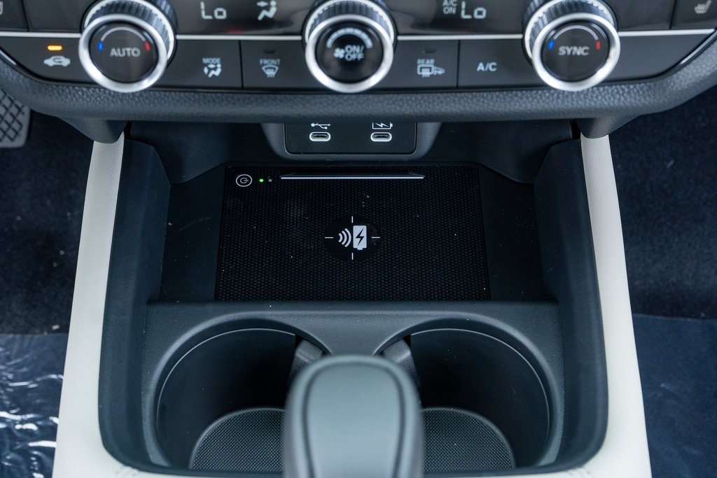 2026 Honda HR-V EX-L photo 20