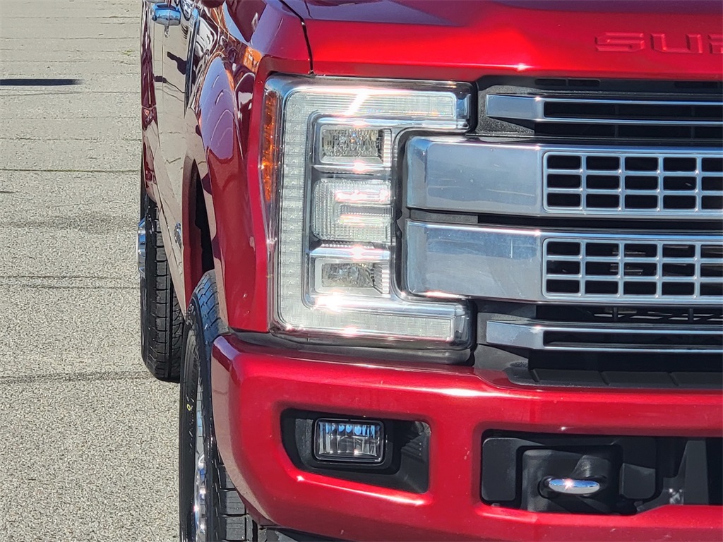 2017 Ford F-350 photo 2