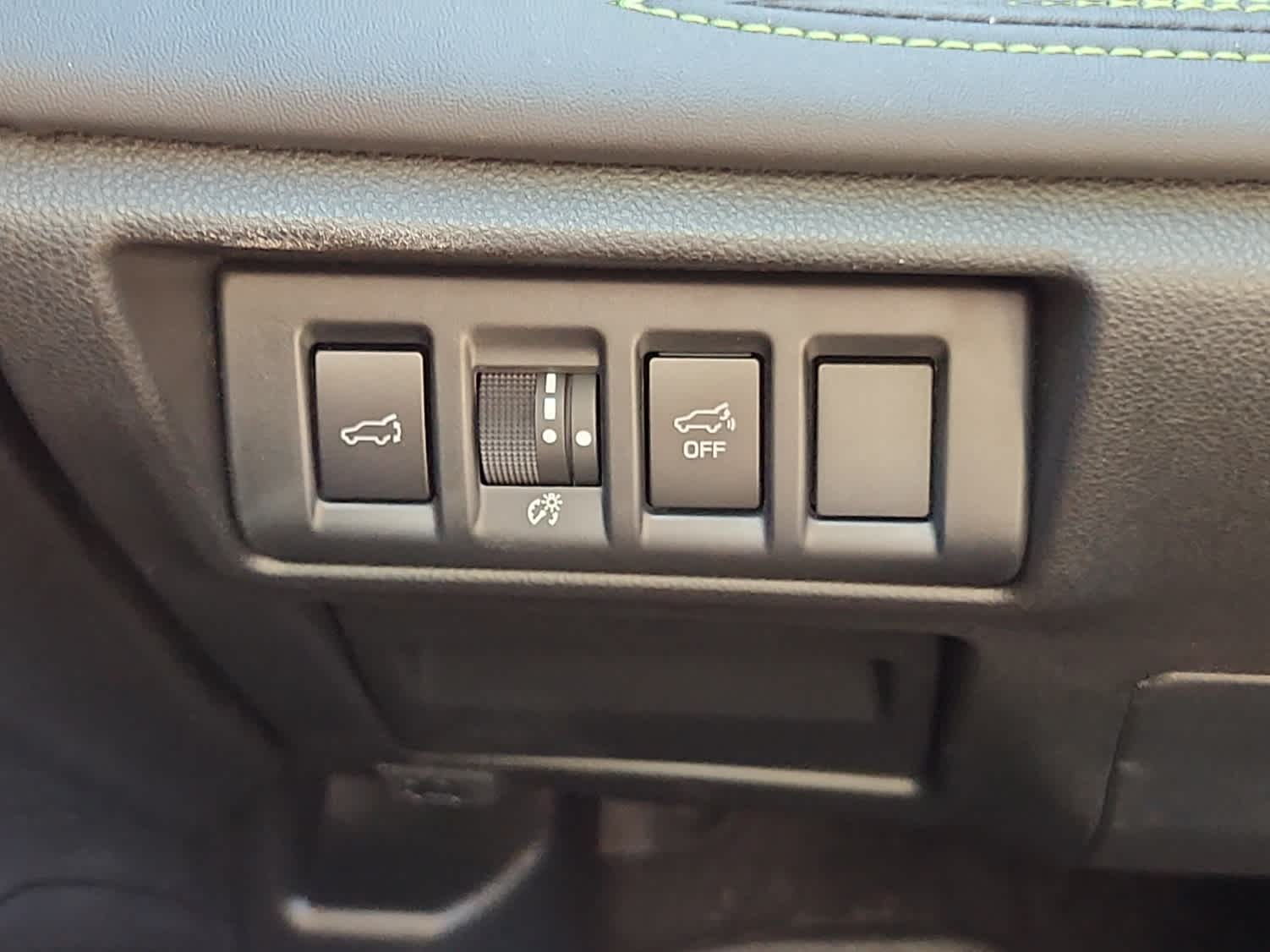 2025 Subaru Outback Onyx Edition photo 18