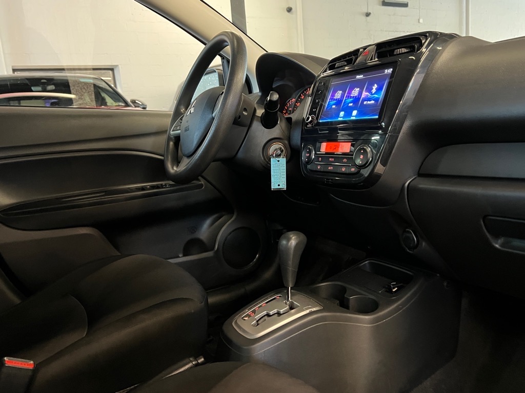 2021 Mitsubishi Mirage ES photo 21