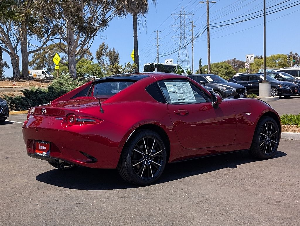 2025 Mazda MX-5 Miata Miata RF Grand Touring photo 7