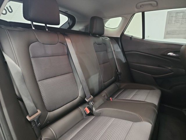 2024 Chevrolet Trax LT photo 29