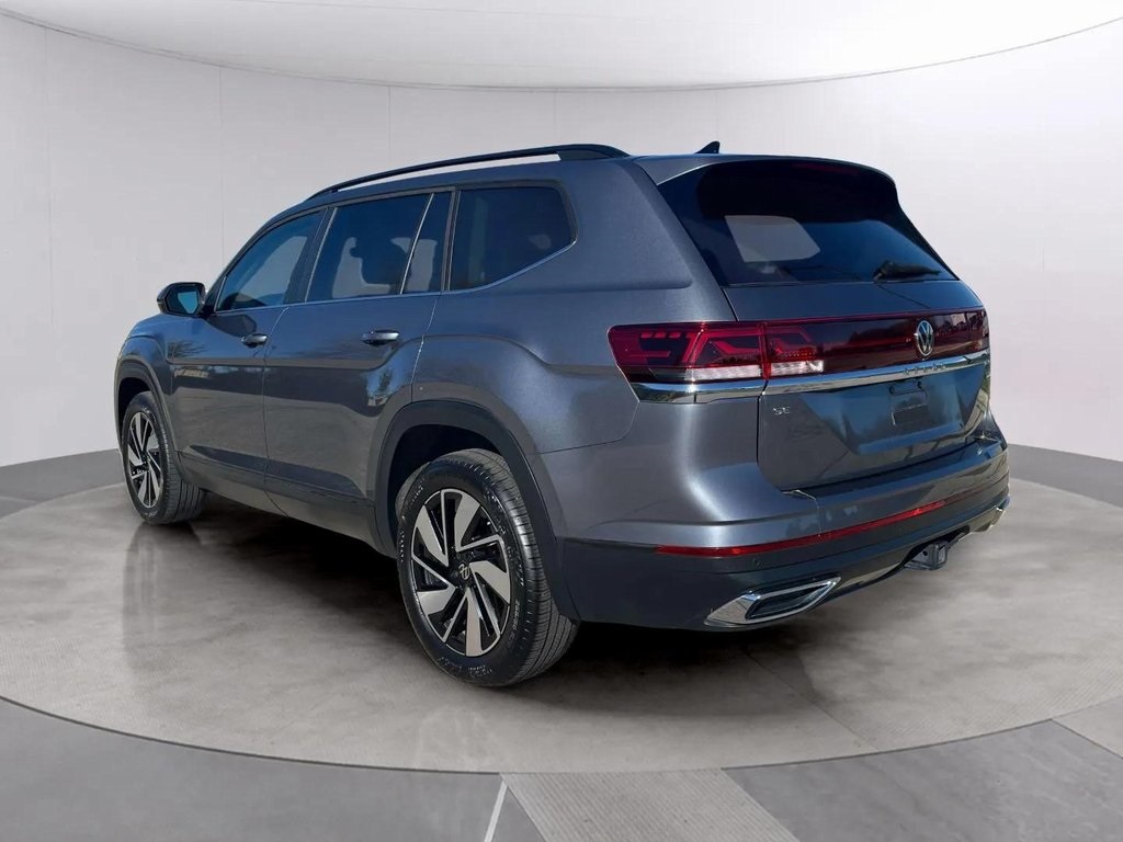 2025 Volkswagen Atlas SE Technology photo 2