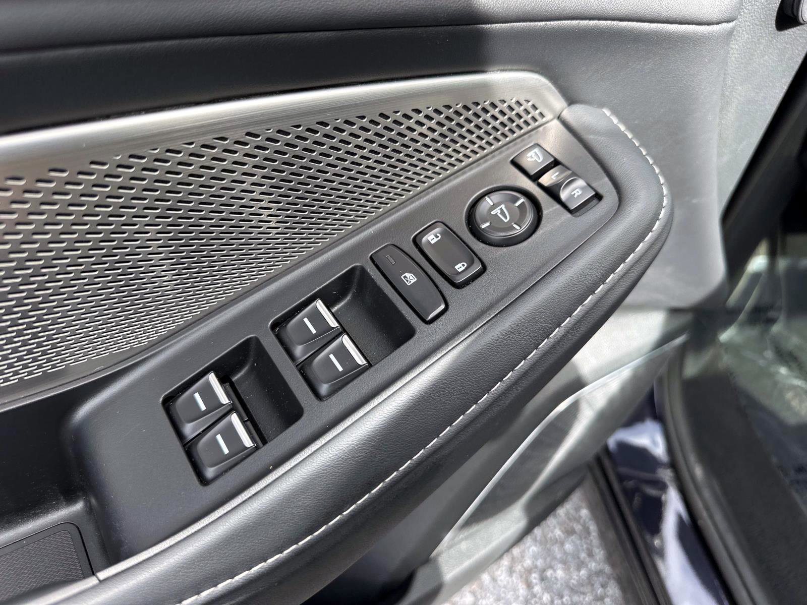 2023 Acura MDX SH-AWD Technology photo 17