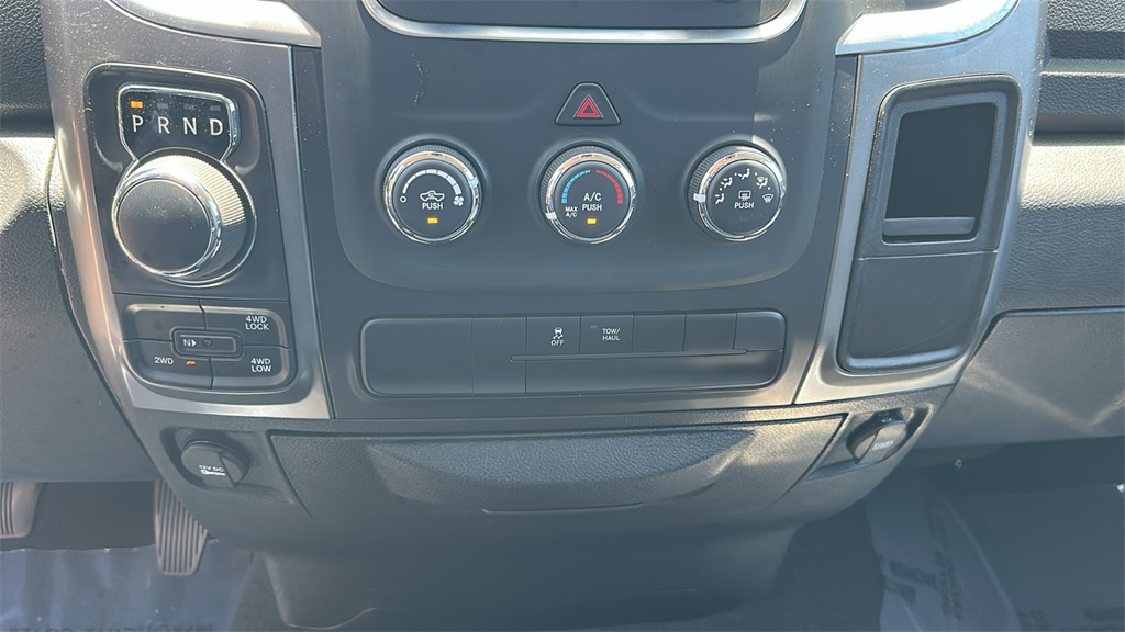 2024 Ram 1500 Classic SLT photo 24