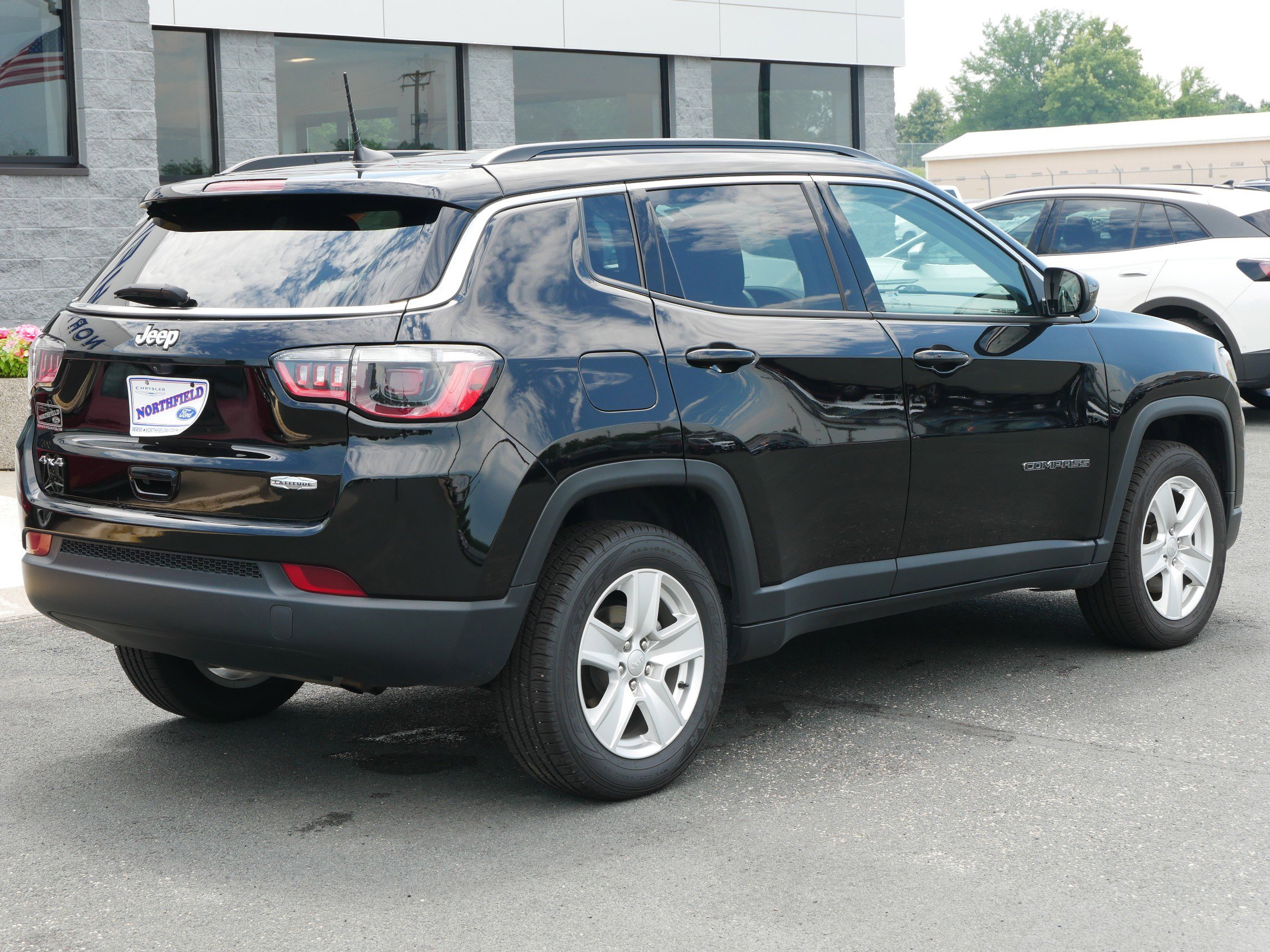 2022 Jeep Compass Latitude photo 8