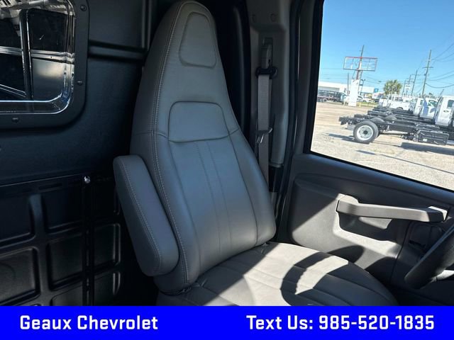 2024 Chevrolet Express Cargo 2500 photo 24