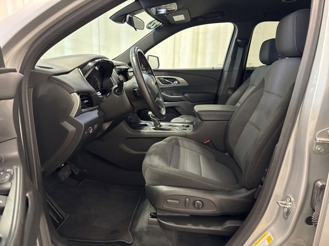 2022 Chevrolet Traverse Cloth photo 11