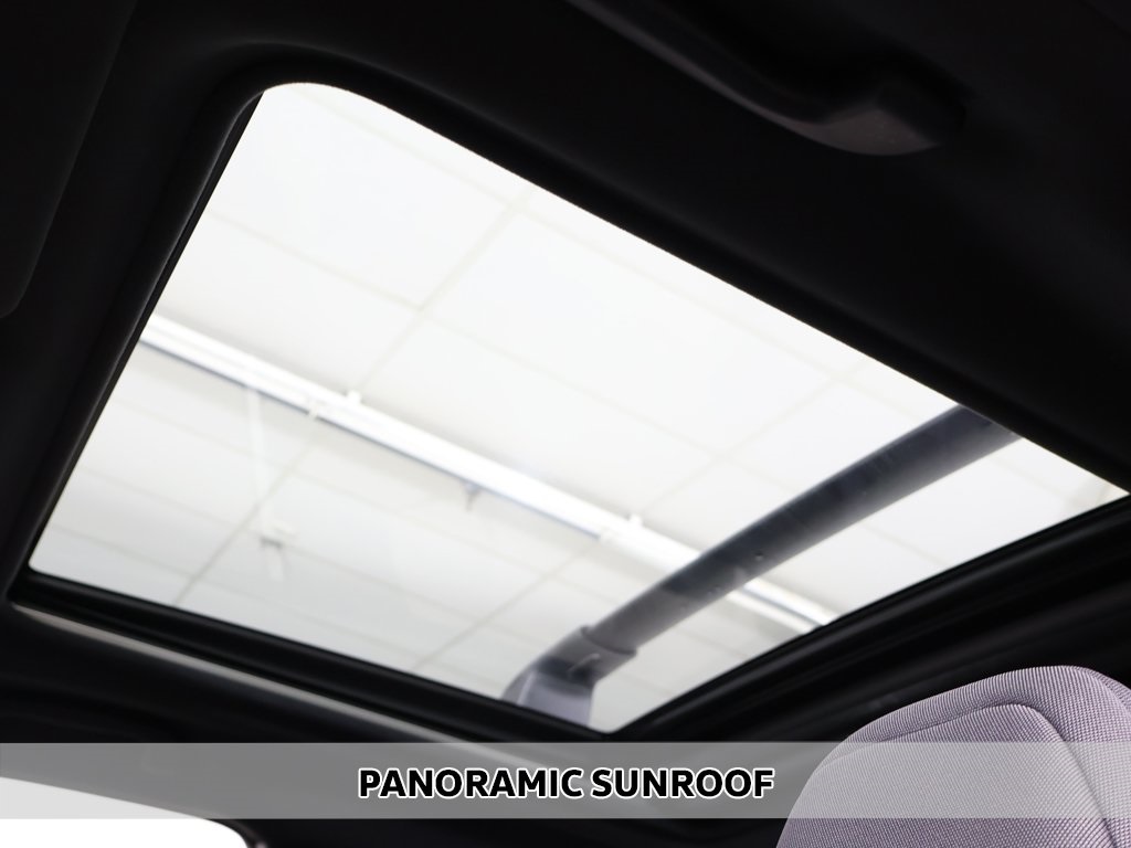 2025 Subaru Forester Premium photo 3