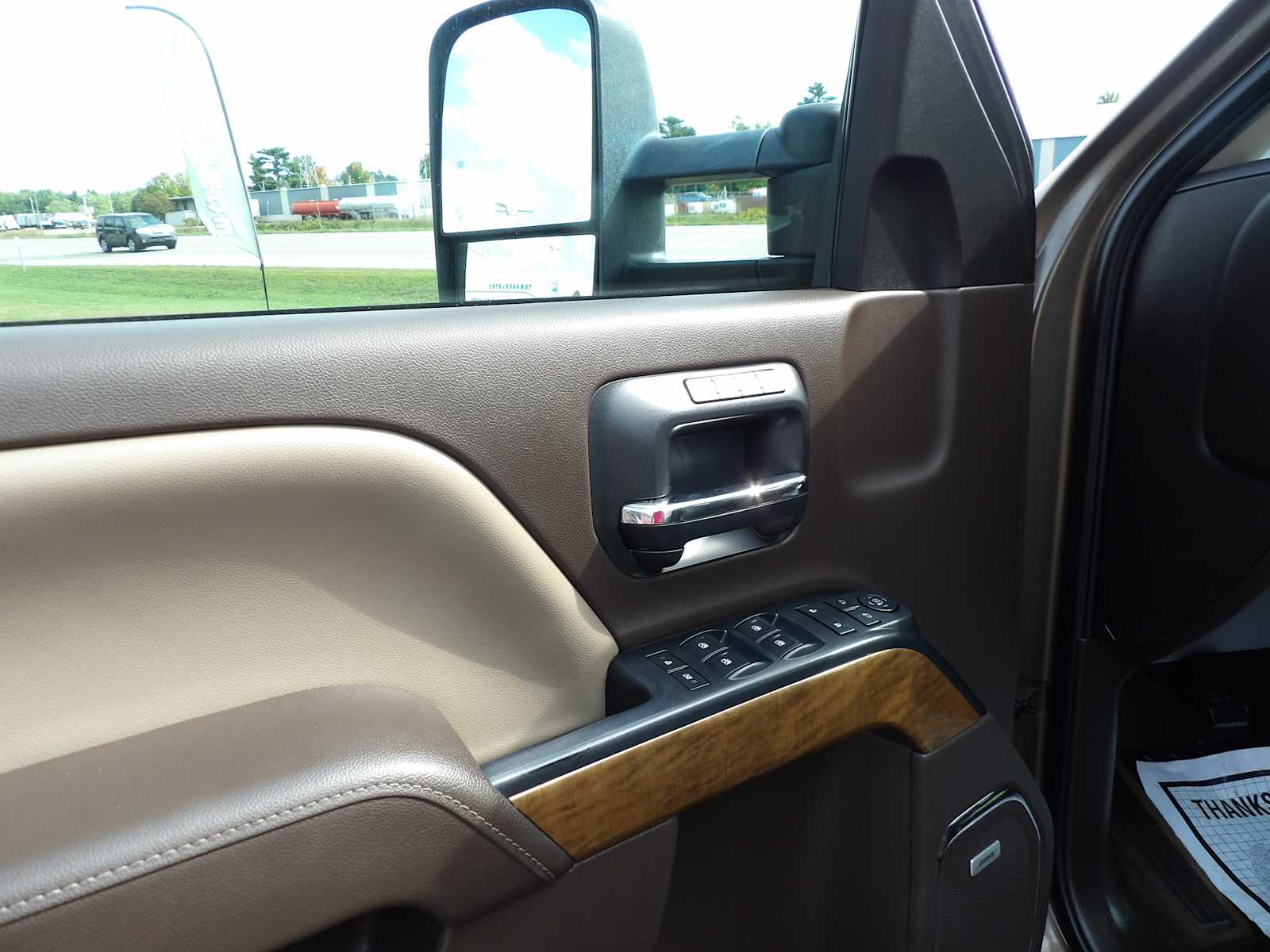 2015 Chevrolet Silverado 3500HD LTZ photo 8