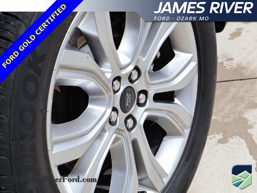 2024 Ford Edge Titanium photo 30