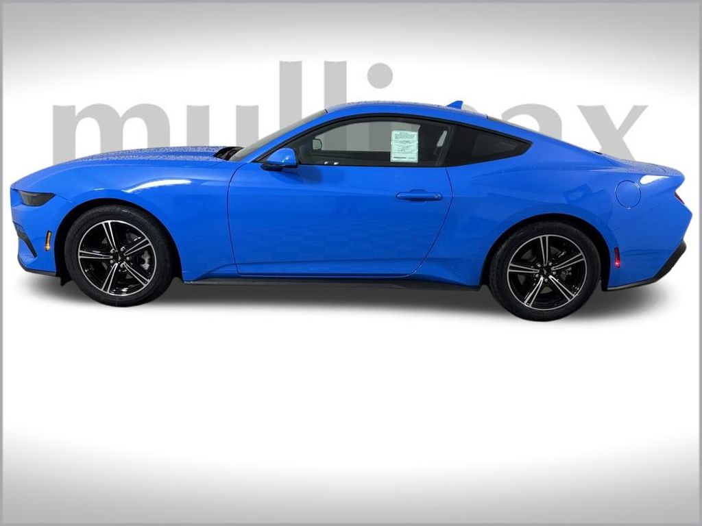 2025 Ford Mustang EcoBoost photo 2