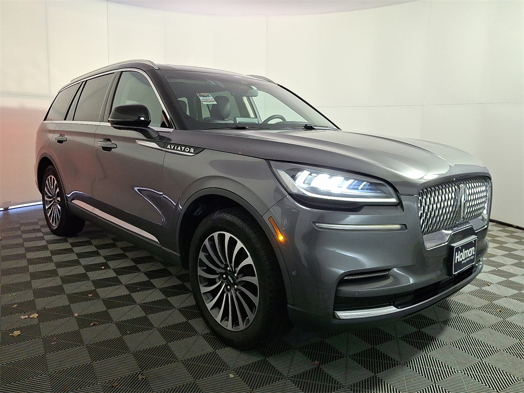 2023 Lincoln Aviator Reserve photo 3