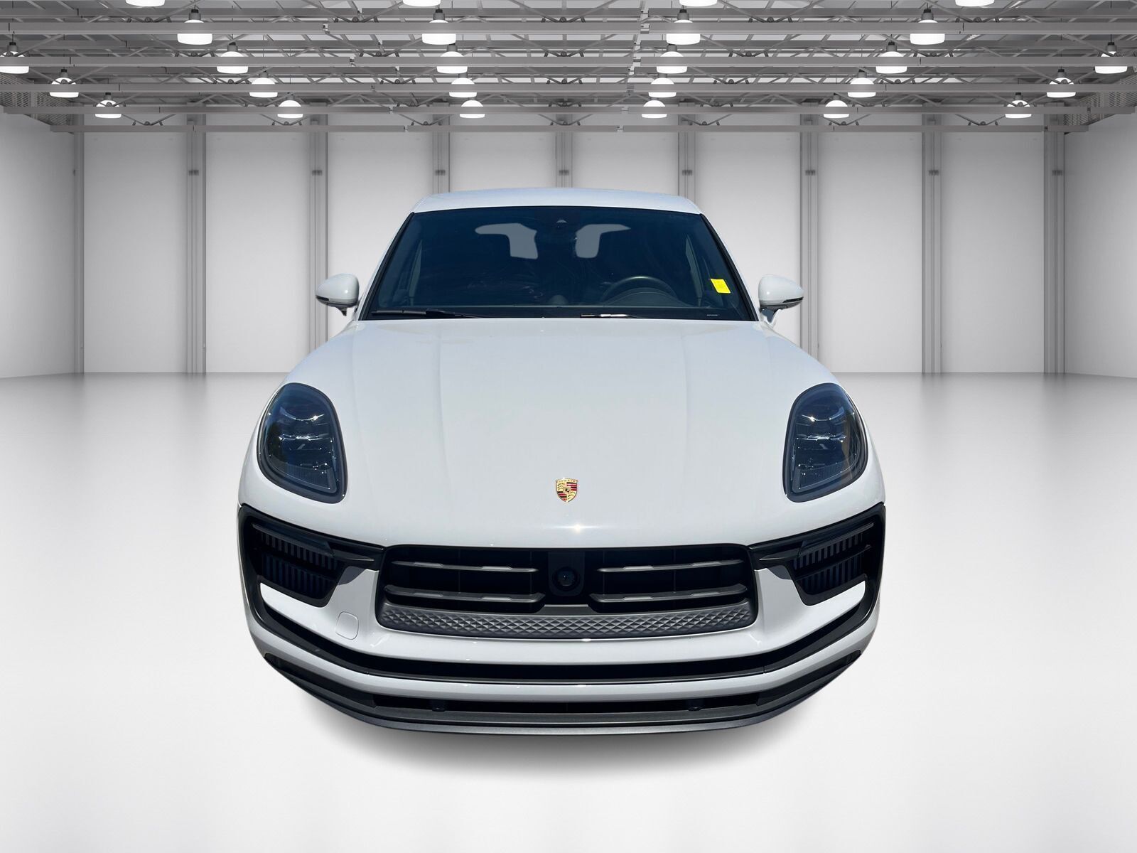 2024 Porsche Macan S photo 2
