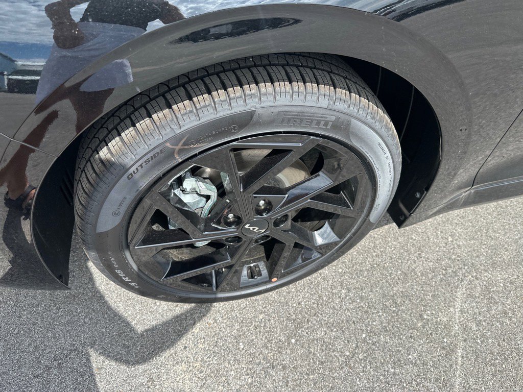 2026 Kia K5 GT-Line photo 11
