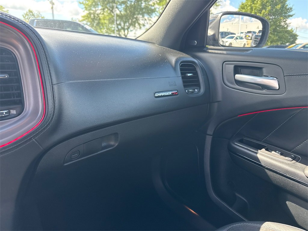 2023 Dodge Charger R/T photo 25