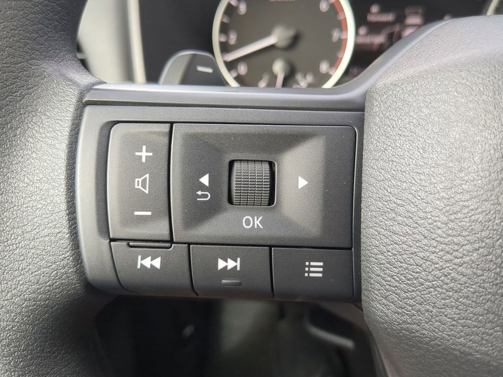 2026 Nissan Rogue S photo 21
