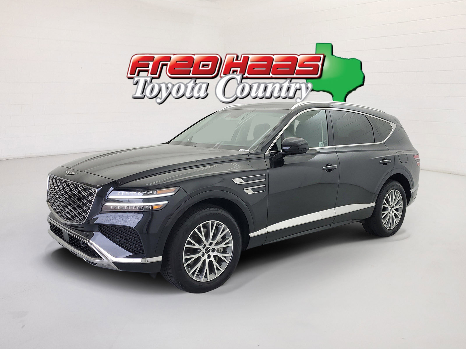 2025 GENESIS GV80 Standard's photo