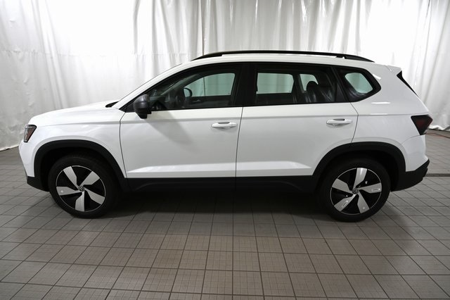 2025 Volkswagen Taos S photo 3