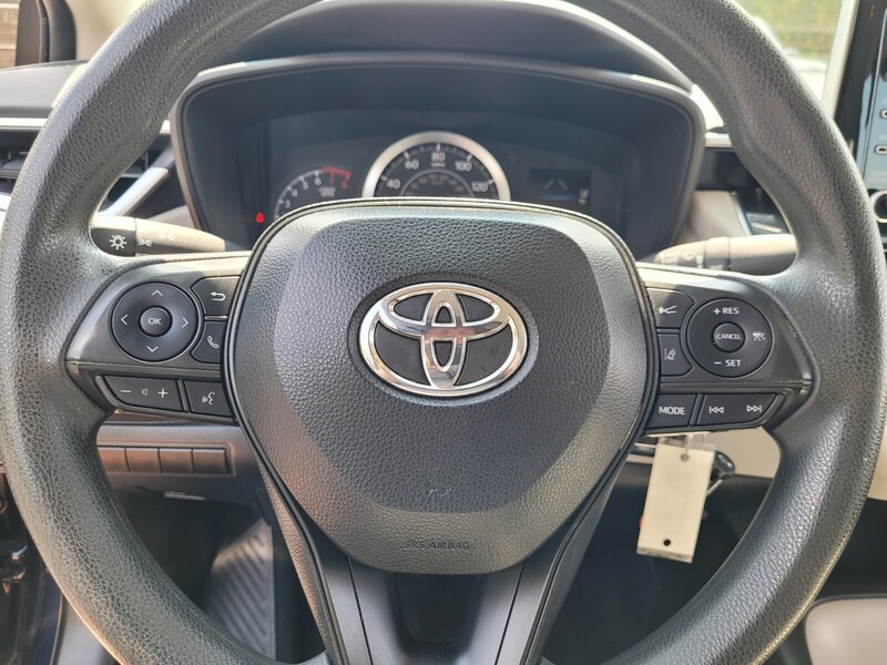 2021 Toyota Corolla LE photo 19