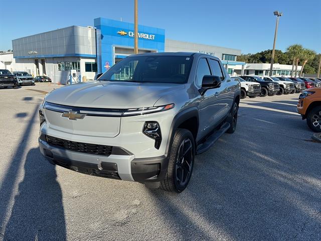 2026 Chevrolet Silverado EV LT photo 2