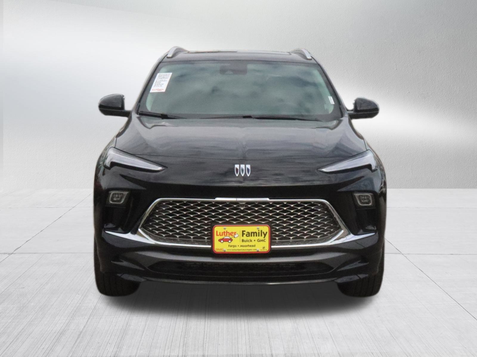 2026 Buick Encore GX Avenir photo 2