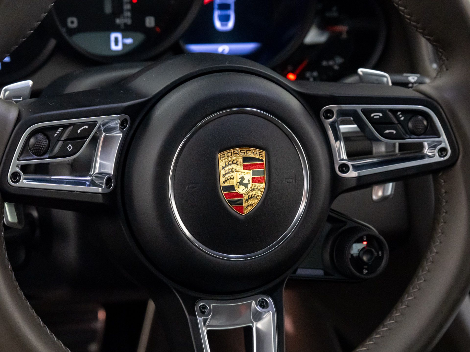 2019 Porsche 911 Targa 4 GTS photo 12